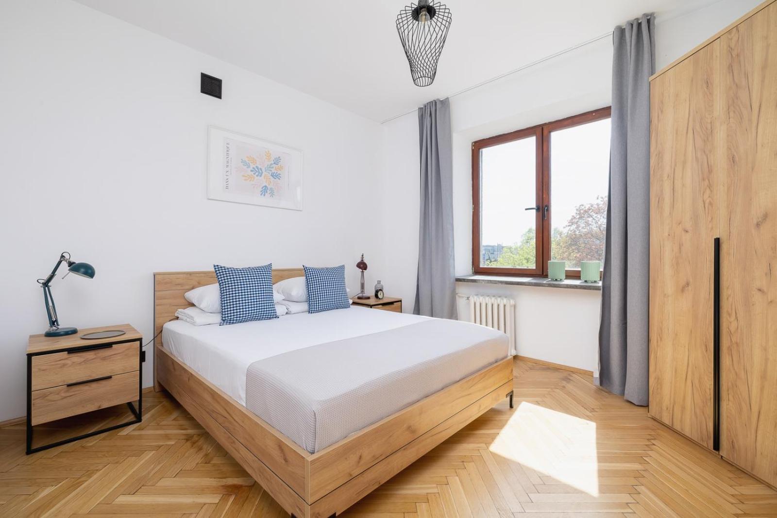 3 Bedroom Apartment-Aleja Daszynskiego- Grzegorzki Краков Экстерьер фото